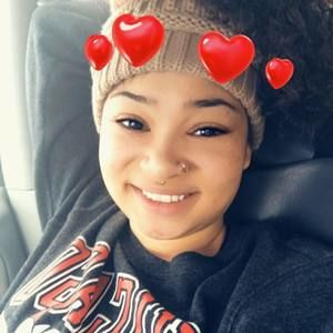 Meet your Posher, Donnae